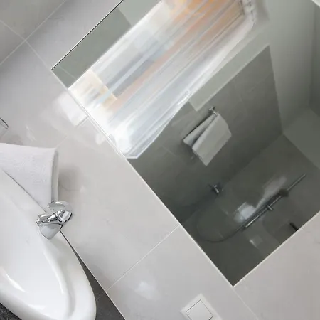 Garni Peterlinhof 3* Kaltern