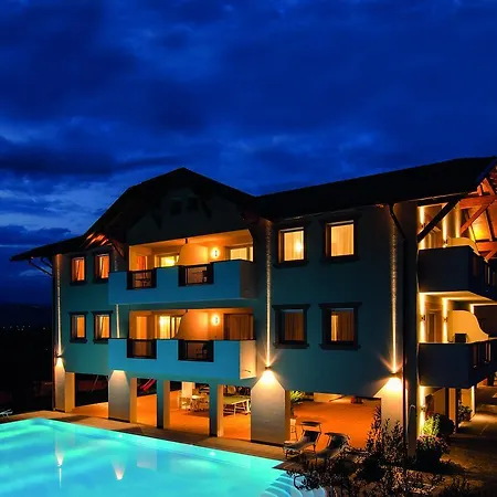 Garni Peterlinhof 3* Kaltern