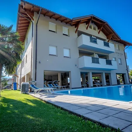 Garni Peterlinhof Hotel 3*